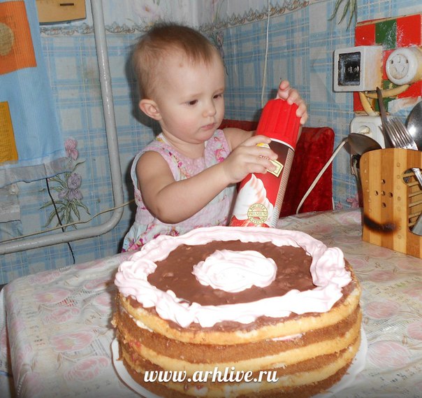 Такой торт можно готовить вместе с ребенком